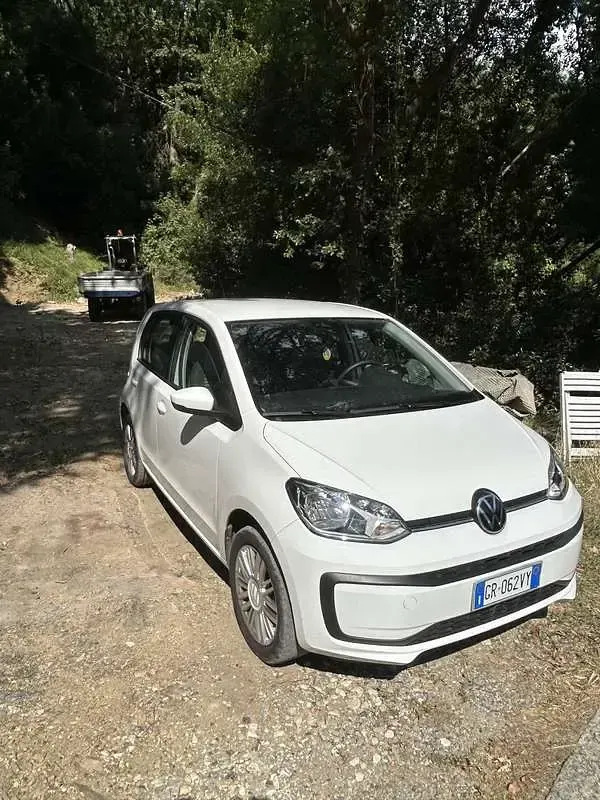 Usata VW up! Move 65 CV (47 kW) 2024 Bianco Utilitaria