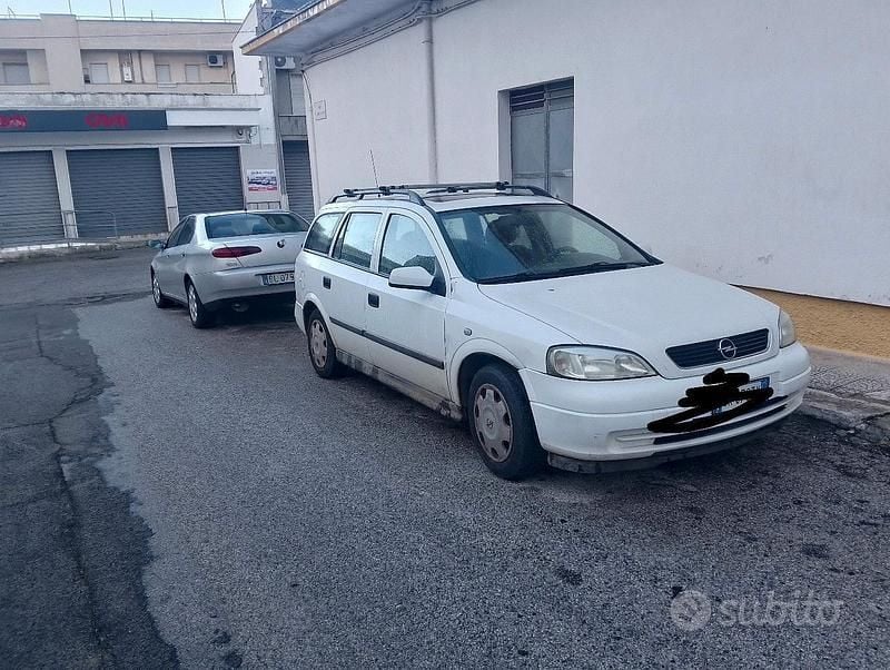 Usata Opel Astra 1999 Bianco Station wagon