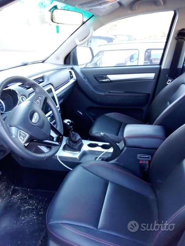 Usata EVO Cross 4 136 CV (100 kW) 2023 Pick-up