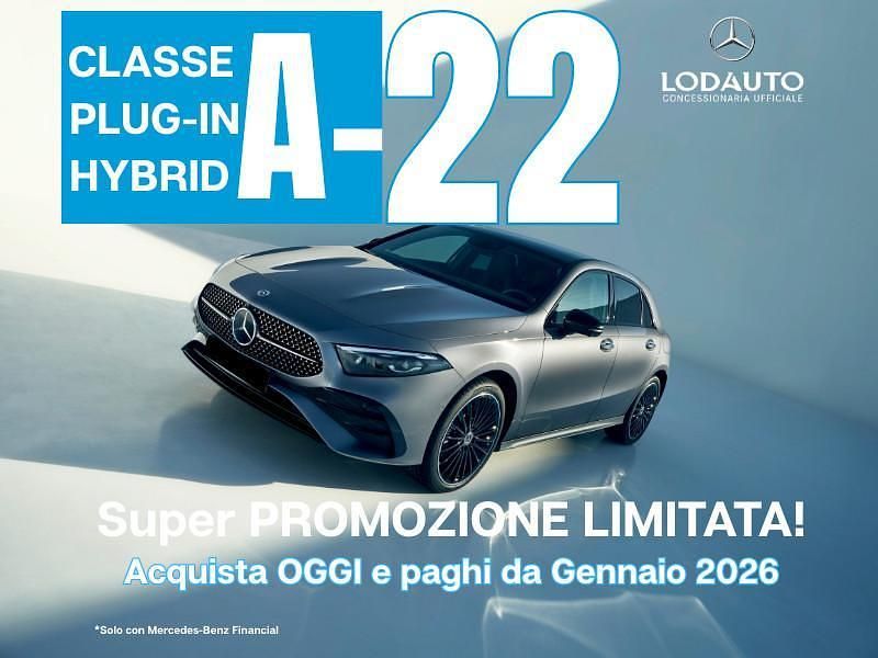 Grigio Nuova 2025 Mercedes A250 Edition Tre volumi | 42.200 € (Super prezzo) - Immagine 1/1