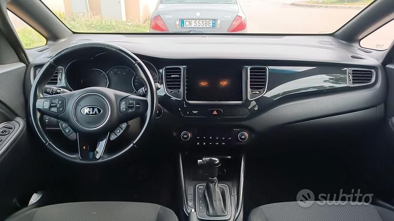 Usata Kia Carens 136 CV (100 kW) 2015 Marrone Monovolume