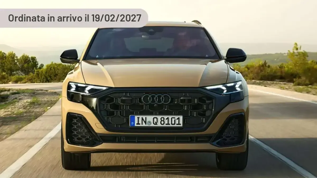 Usata Audi SQ8 Business 507 CV (372 kW) 2024 Argento SUV