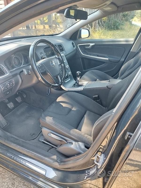 Usata Volvo V60 2015 Grigio Station wagon