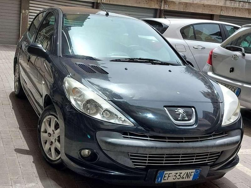 Blu/azzurro Usata 2010 Peugeot 206+ Due volumi | 2950 € (Ottimo prezzo) - Immagine 1/4