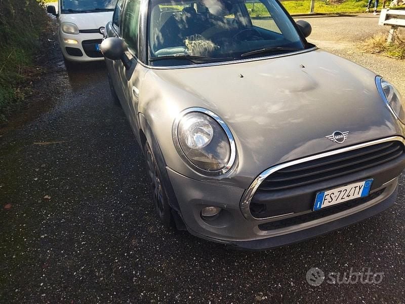 Usata Mini Cooper 2018 Grigio Utilitaria