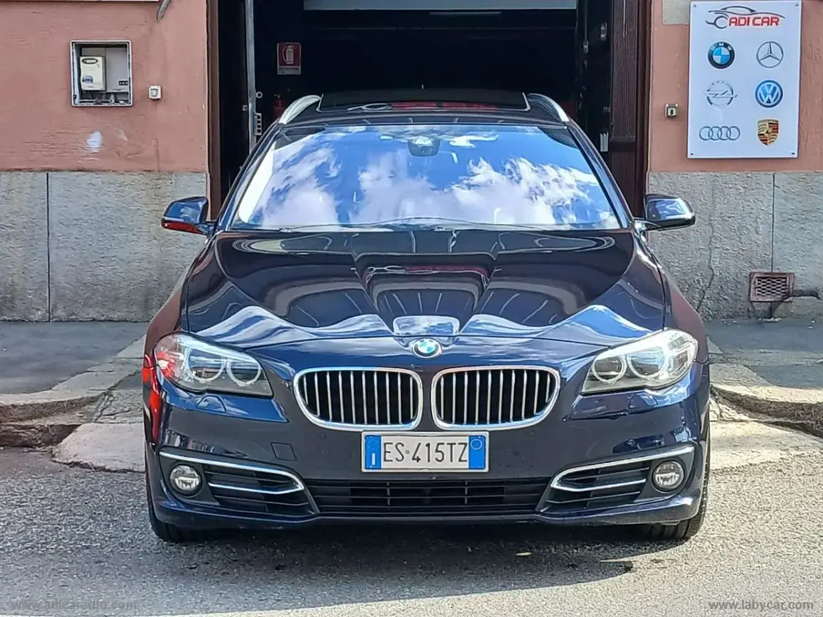 Usata BMW 525 Luxury Line 218 CV (160 kW) 2013 Blu Station wagon