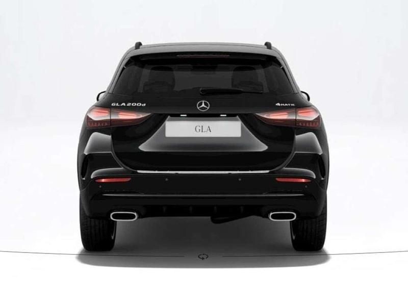 Nuova Mercedes GLA200 Advanced Plus 150 CV (110 kW) 2025 Nero / metallizzato SUV