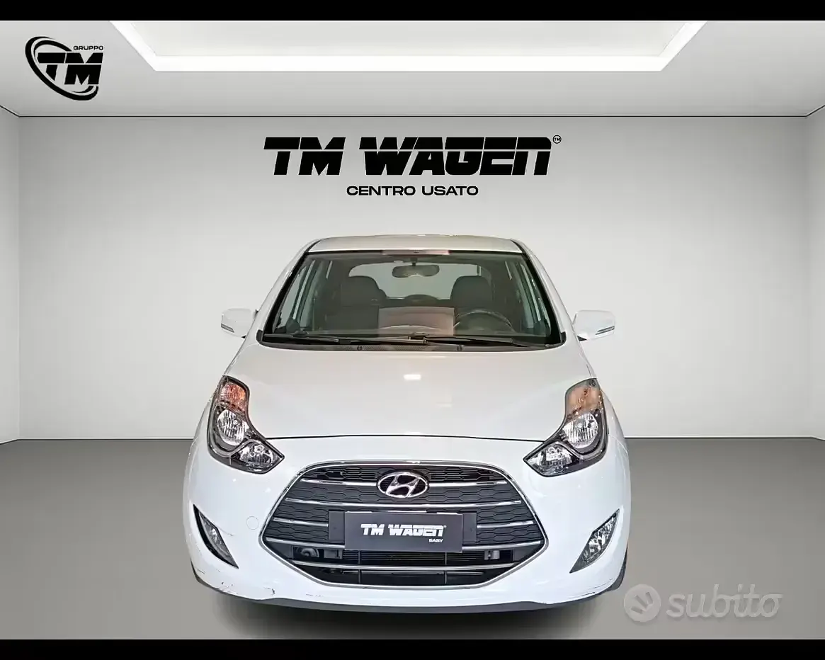 Usata Hyundai ix20 Xpossible 90 CV (66 kW) 2015 Bianco Utilitaria