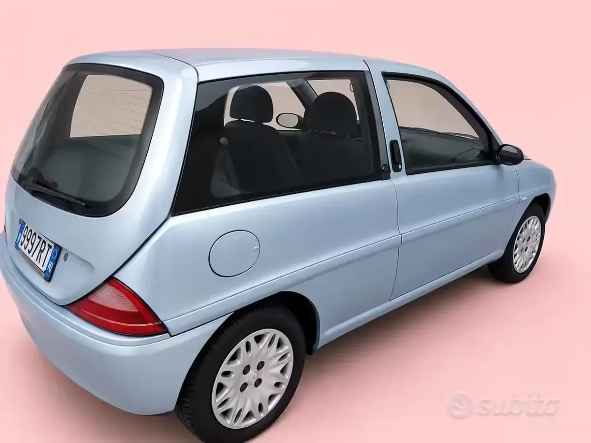 Usata Lancia Ypsilon 54 CV (39 kW) 2003 Blu Utilitaria