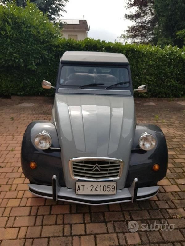 Usata Citroën 2CV Charleston 29 CV (21 kW) 1985 Grigio Berlina
