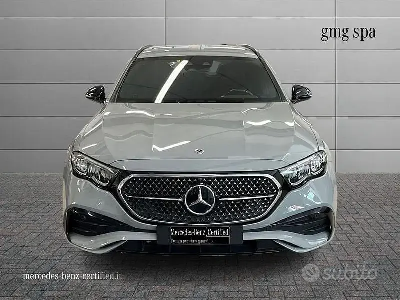 Usata Mercedes E220 Advanced 197 CV (144 kW) 2024 Grigio Station wagon