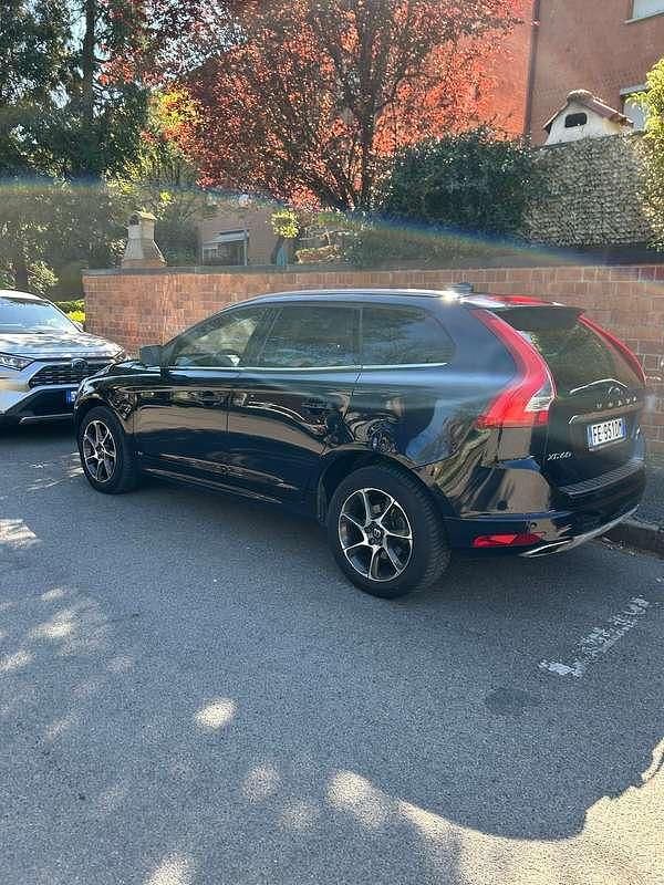 Usata Volvo XC60 Ocean Race 190 CV (139 kW) 2016 Nero SUV