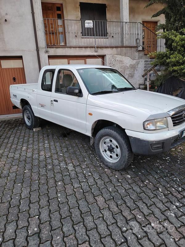 Usata Mazda BT-50 2004 Bianco Pick-up