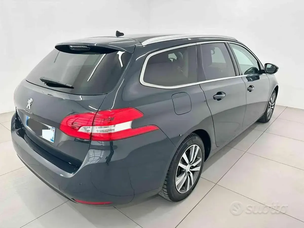Usata Peugeot 308 Allure 131 CV (96 kW) 2020 Grigio Station wagon