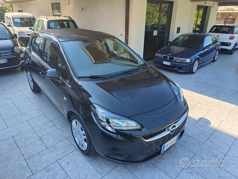 Usata Opel Corsa Cosmo 75 CV (55 kW) 2017 Nero Utilitaria