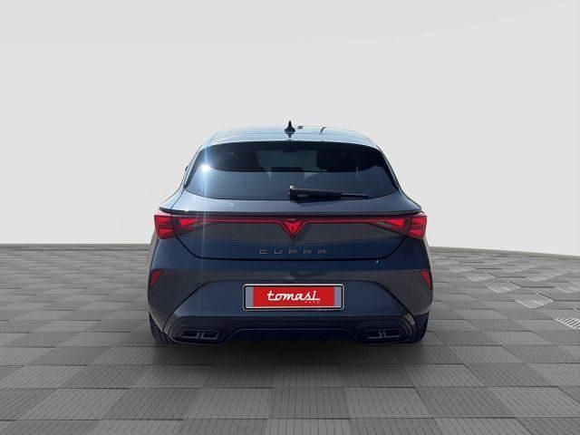 Usata Cupra Leon 150 CV (110 kW) 2025 Grigio Berlina