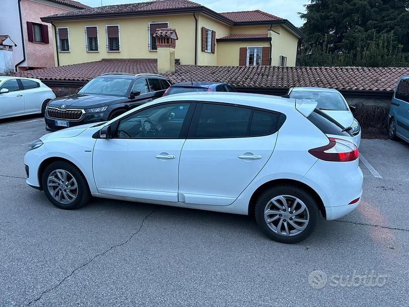 Usata Renault Mégane 110 CV (80 kW) 2015 Bianco Berlina