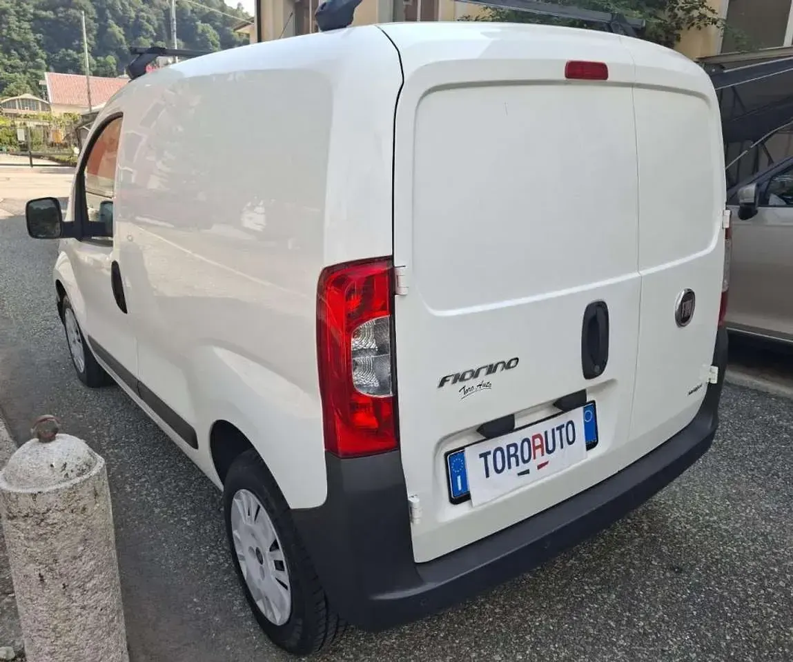 Usata Fiat Fiorino 75 CV (55 kW) 2014 Bianco Monovolume