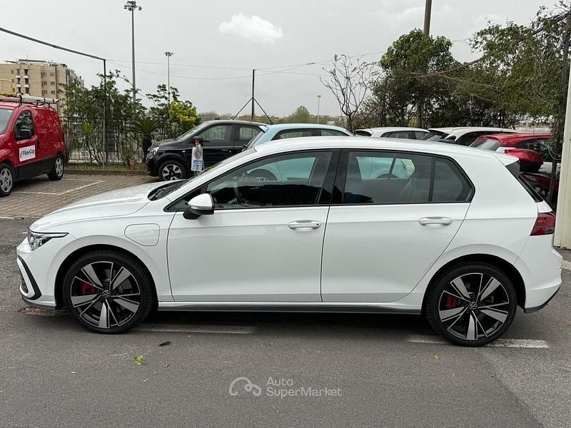 Occasion VW Golf VIII GTE 245 ch (180 kW) 2022 Blanc Berline