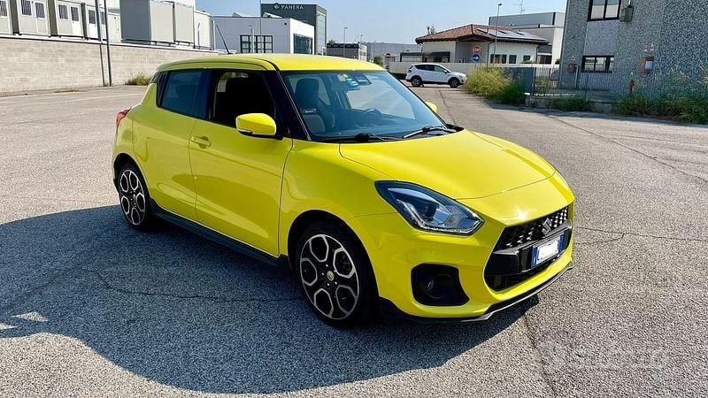 VENDUTO Usata 2021 Suzuki Swift Sport 129 CV Due volumi – Emilia