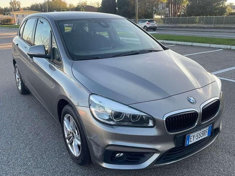 Usata BMW 216 Active Tourer Luxury Line 116 CV (85 kW) 2015 Bronzo Monovolume