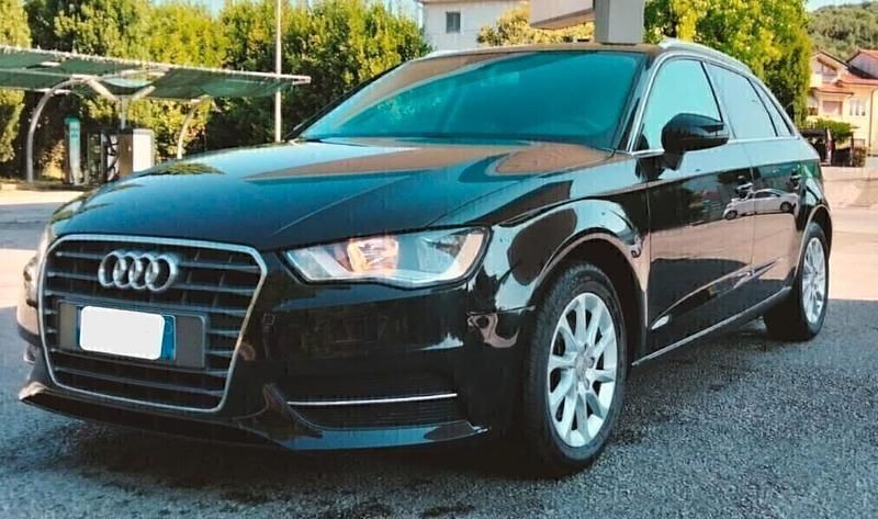 Usata Audi A3 Ambition 110 CV (80 kW) 2016 Nero Berlina