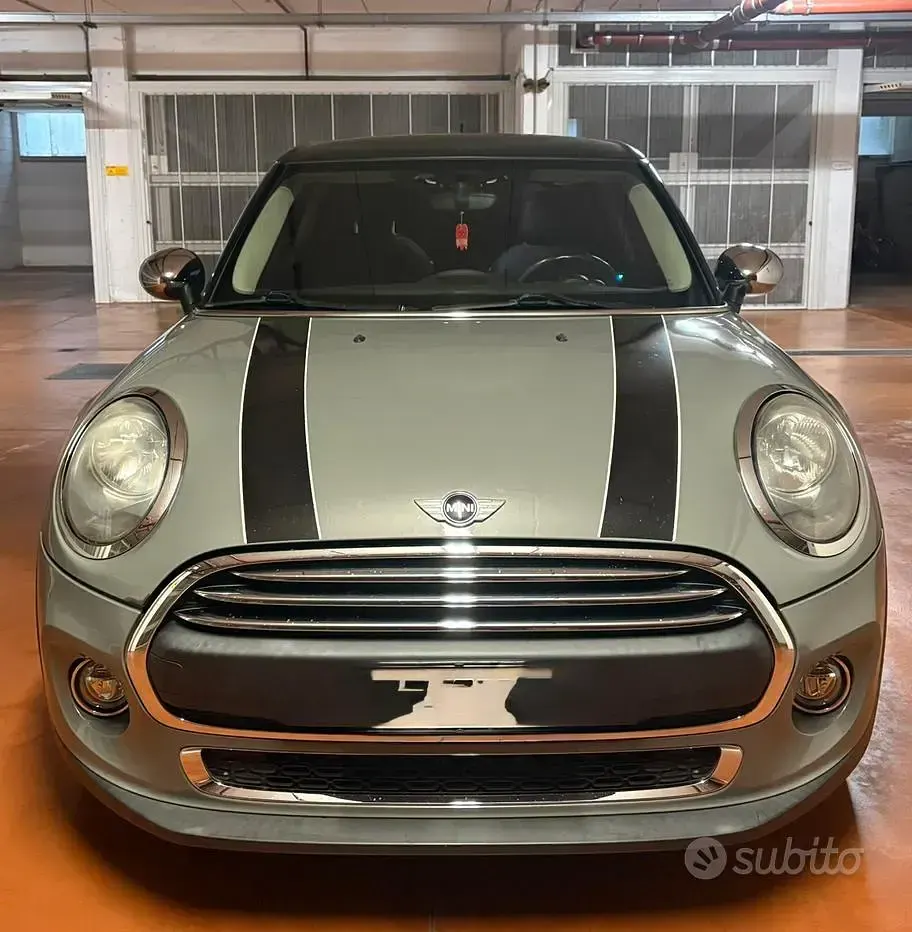 Usata Mini ONE 102 CV (75 kW) 2015 Grigio Utilitaria