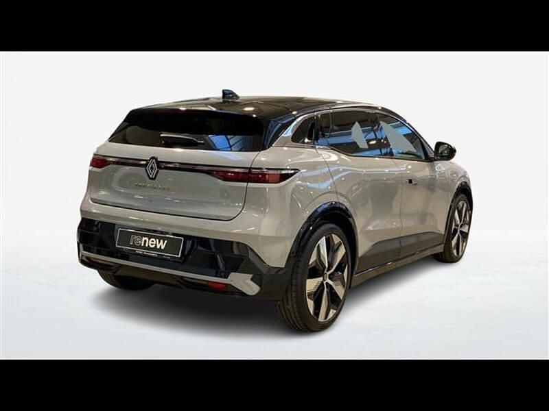 Usado Renault Megane E-Tech Techno 161 kW (220 CV) 2022 Gris Berlina