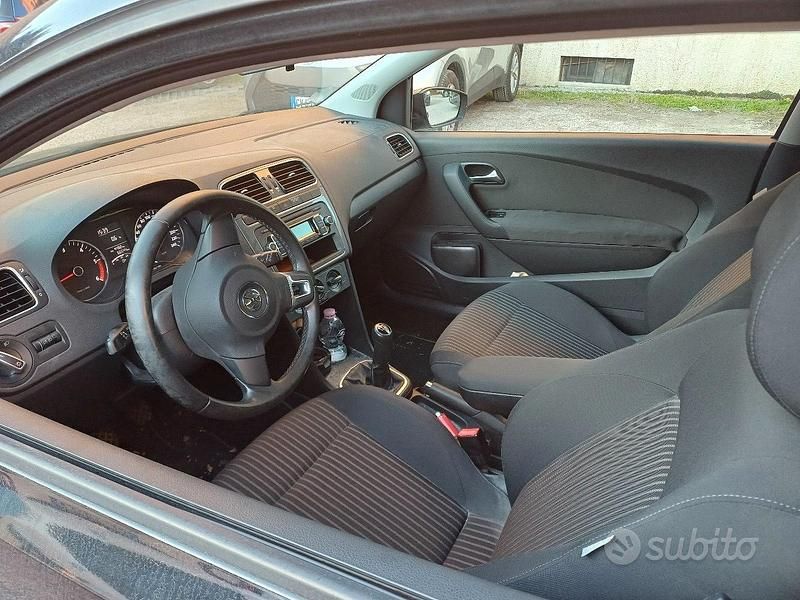 Usata VW Polo Highline 90 CV (66 kW) 2012 Nero Coupé