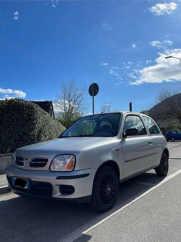 Usata Nissan Micra Comfort 60 CV (44 kW) 2002 Grigio Utilitaria