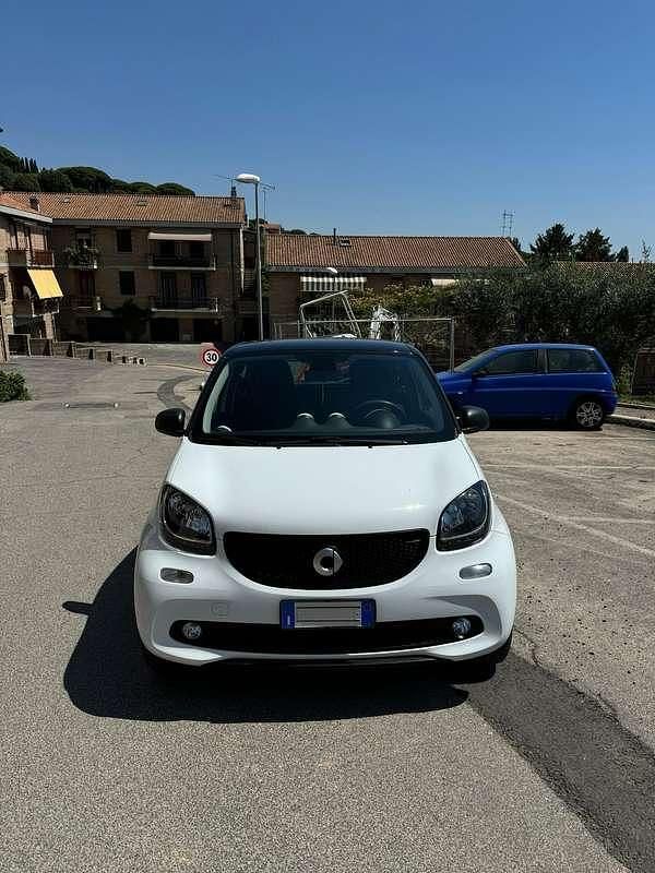 Usata Smart ForFour 71 CV (52 kW) 2018 Utilitaria