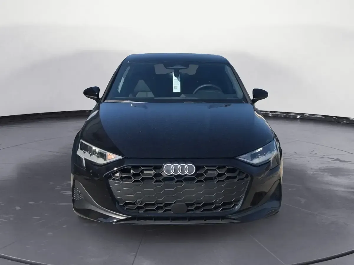 Nuova Audi A3 Sportback Business 116 CV (85 kW) 2026 Nero Utilitaria