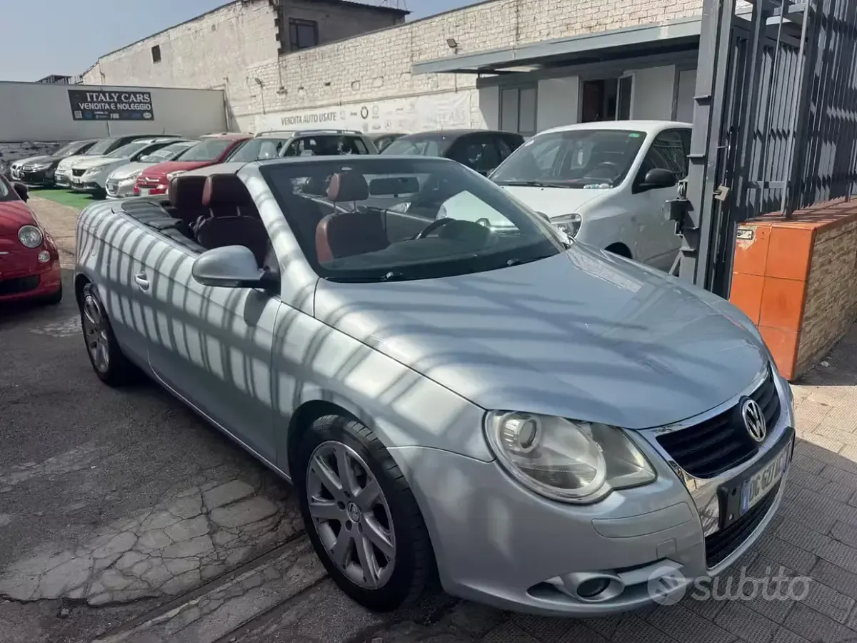 Usata VW Eos 140 CV (102 kW) 2007 Grigio Cabrio