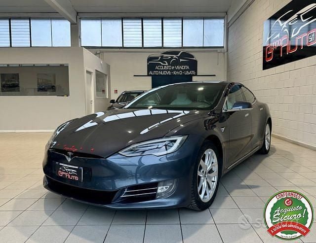 Usata Tesla Model S 158 kW (215 CV) 2018 Grigio scuro Utilitaria