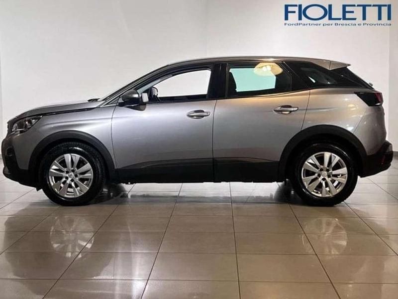 Usata Peugeot 3008 Business-Line 131 CV (96 kW) 2019 Argento SUV