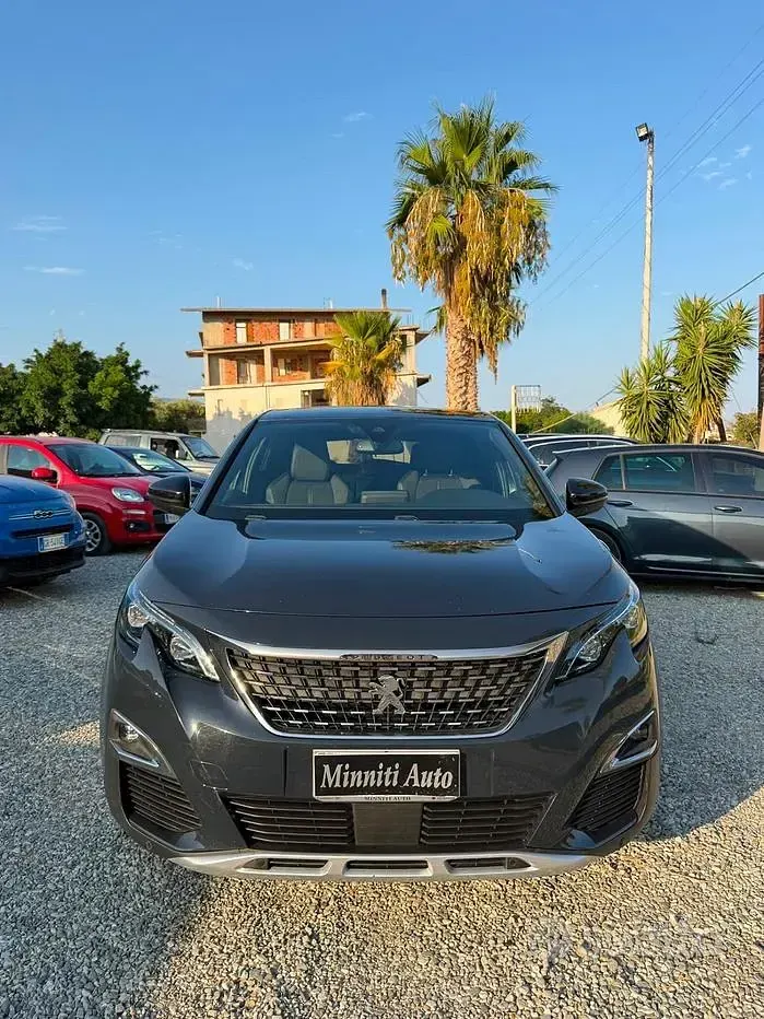 Usata Peugeot 3008 GT-line 131 CV (96 kW) 2020 Grigio SUV