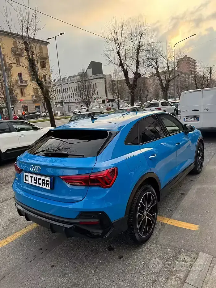 Usata Audi Q3 Sportback S-Line 150 CV (110 kW) 2020 Blu SUV