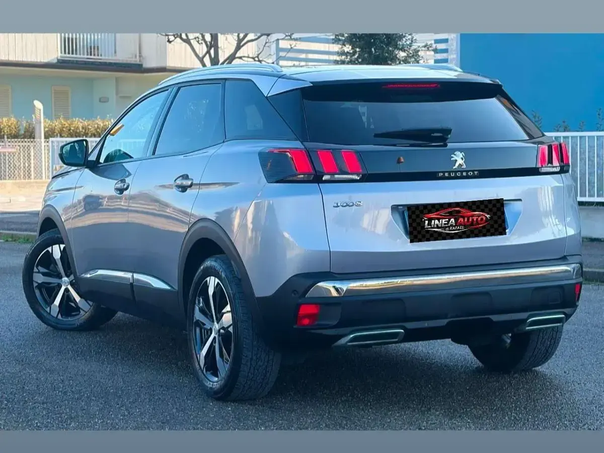 Usata Peugeot 3008 Allure 131 CV (96 kW) 2018 Grigio SUV