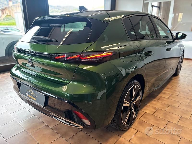 Occasion Peugeot 308 GT 131 ch (96 kW) 2022 Vert Berline