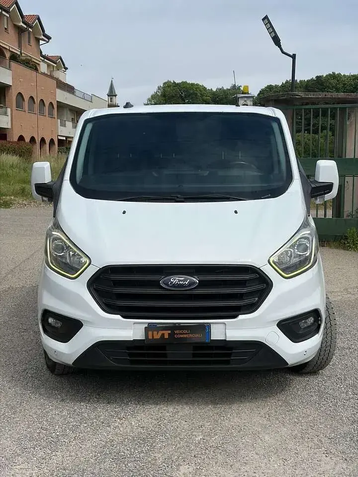 Usata Ford Transit Custom 131 CV (96 kW) 2023 Bianco Furgone