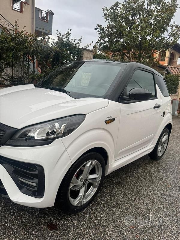 Usata Ligier JS50 2024 Bianco Utilitaria