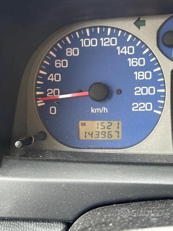 Verde Usata 2005 Mitsubishi Pajero SUV | 8700 € (Cara) - Immagine 1/4