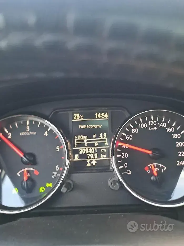 Usata Nissan Qashqai 110 CV (80 kW) 2013 Nero SUV