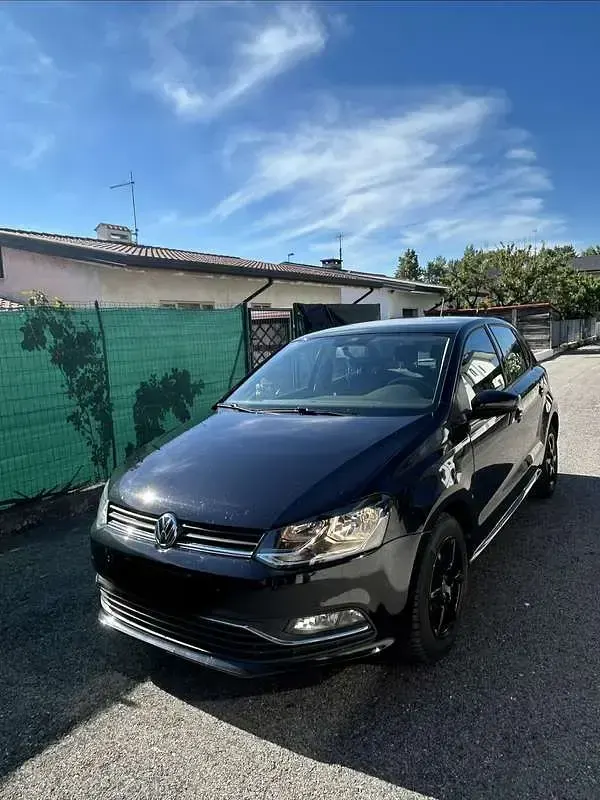 Usata VW Polo Comfortline 75 CV (55 kW) 2017 Nero Berlina