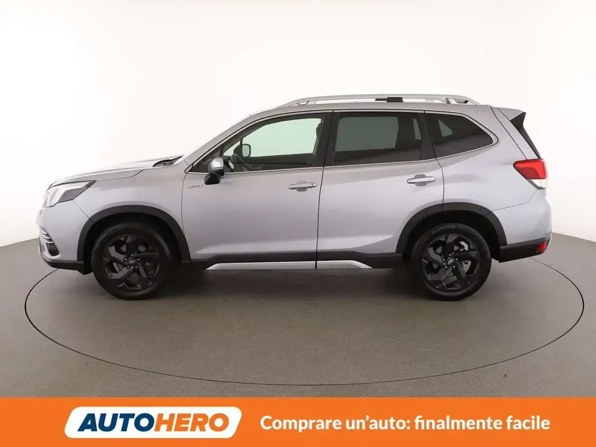 Usata Subaru Forester Premium 150 CV (110 kW) 2022 Grigio SUV