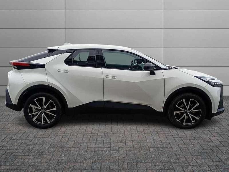 Usata Toyota C-HR Trend 197 CV (144 kW) 2024 Giallo SUV