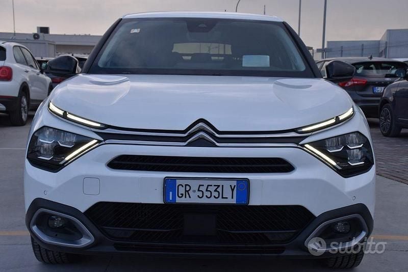 Usata Citroën C4 Shine 131 CV (96 kW) 2023 Bianco SUV