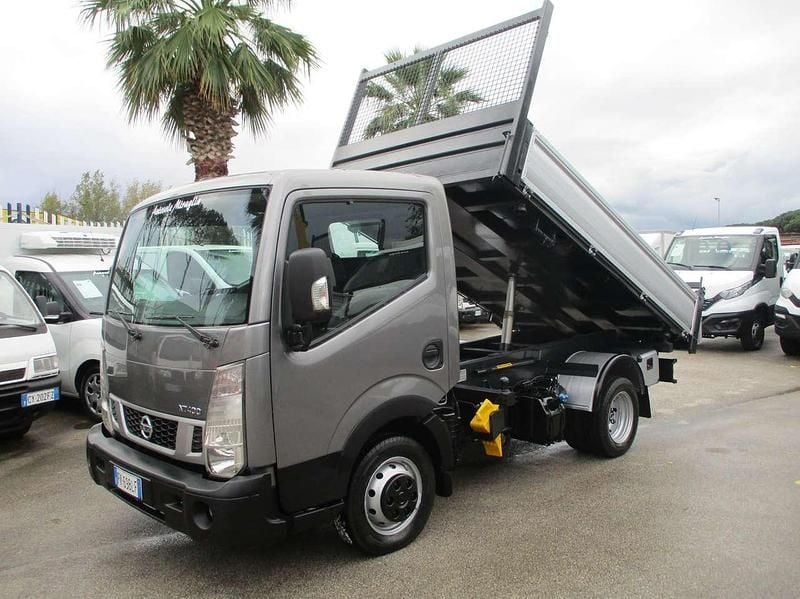 Usata Nissan Cabstar 150 CV (110 kW) 2017 Grigio Pick-up