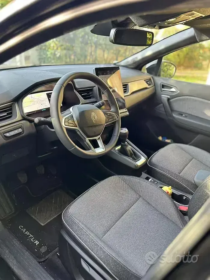 Usata Renault Captur Techno 101 CV (74 kW) 2026 Nero SUV