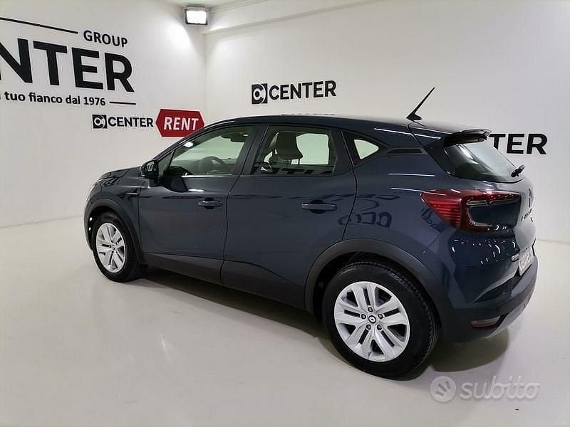 Usata Renault Captur 145 CV (106 kW) 2022 Verde SUV